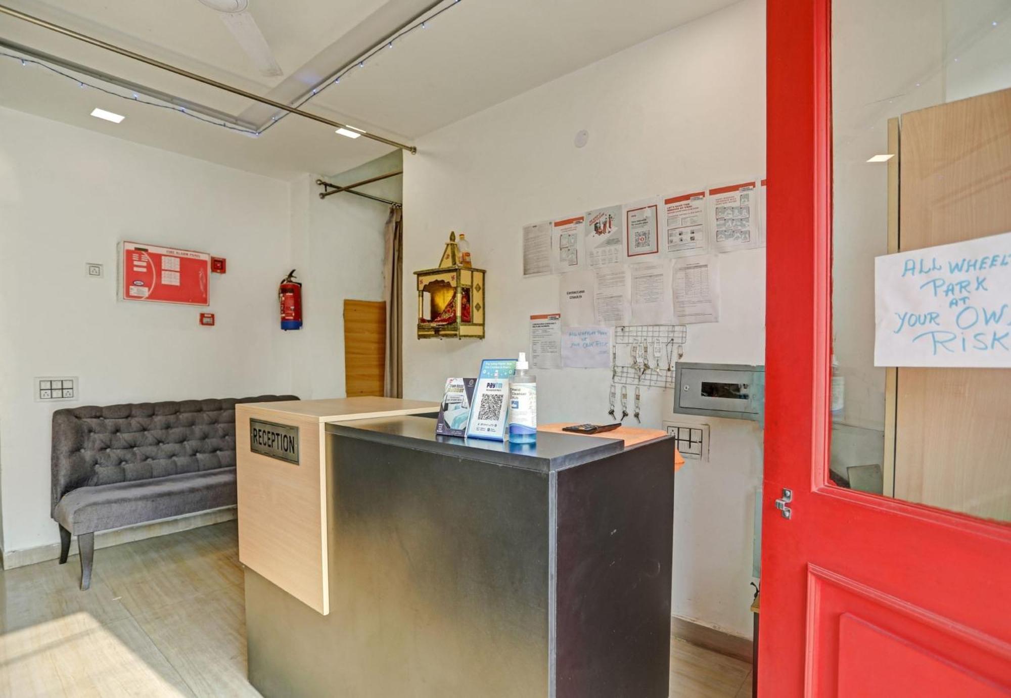 Hotel Super Townhouse Mannat Rohini 16 Delhi  Esterno foto