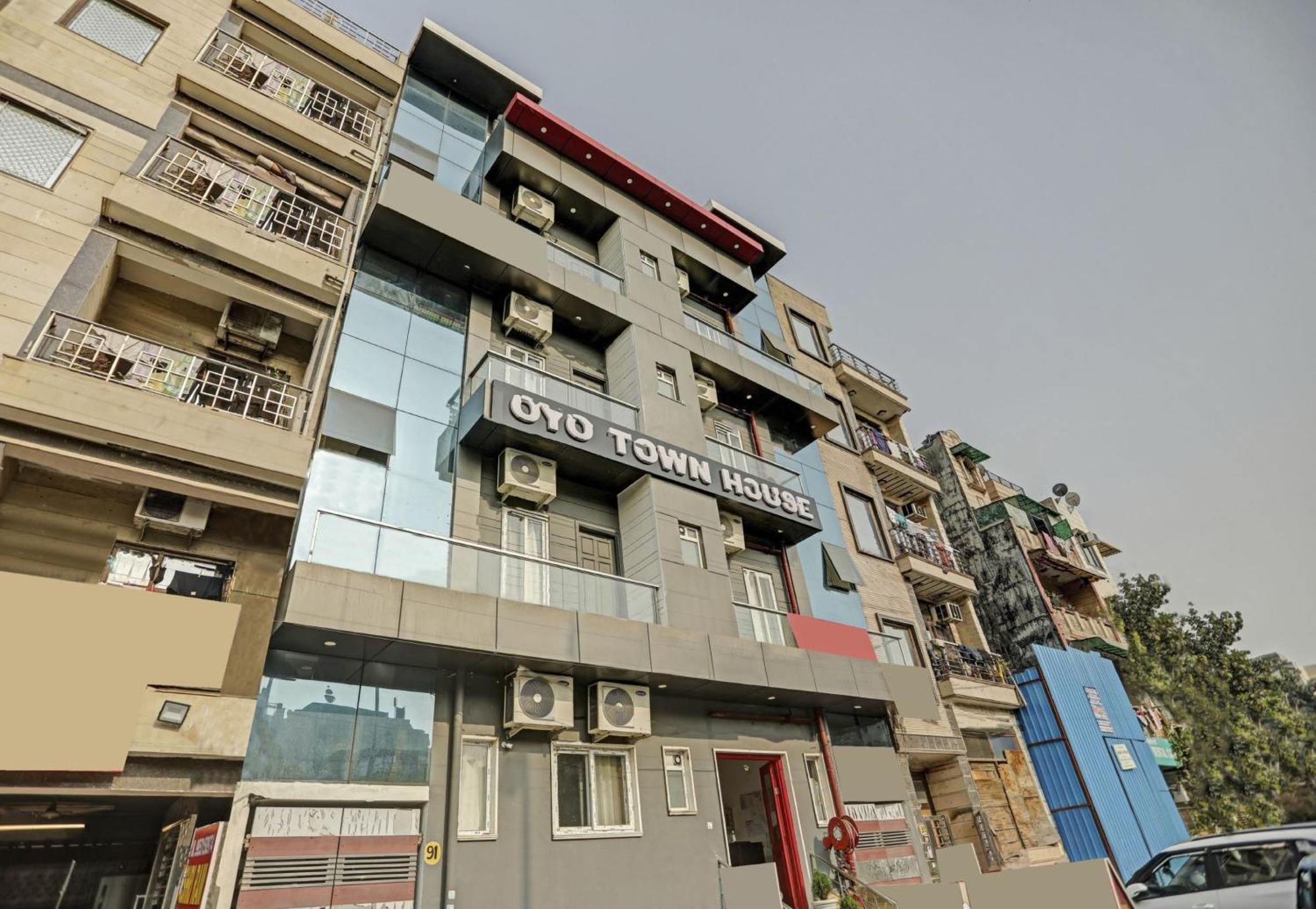 Hotel Super Townhouse Mannat Rohini 16 Delhi  Esterno foto